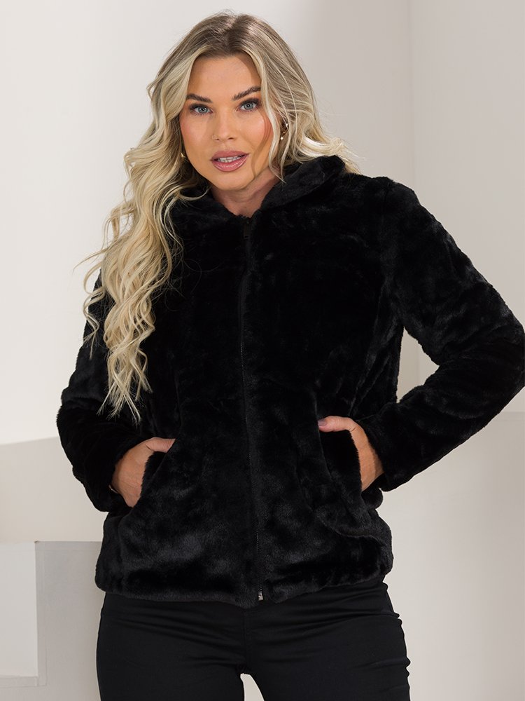 Casaco Feminino de Pelinhos Plus Size